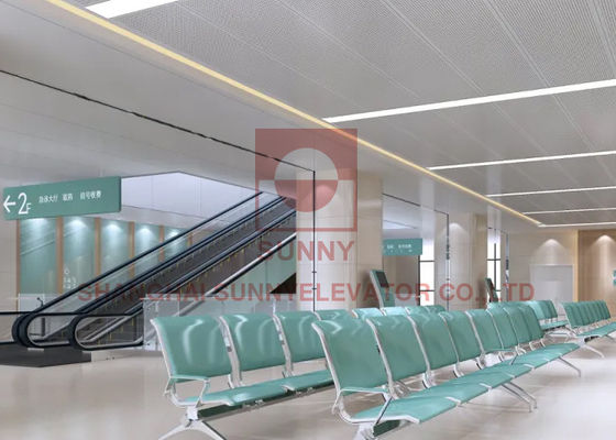 ลิฟต์โรงพยาบาลในร่มที่ปลอดภัยเสียงรบกวนต่ำ 1600 กก. โหลดสำหรับเตียงผู้ป่วยในโรงพยาบาล